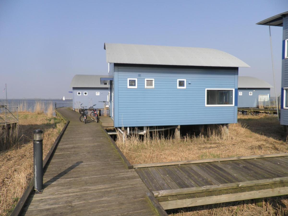 6 Pers. Waterfront Home Seeblick, Equipped Stilt House On The Water Anjum Eksteriør bilde